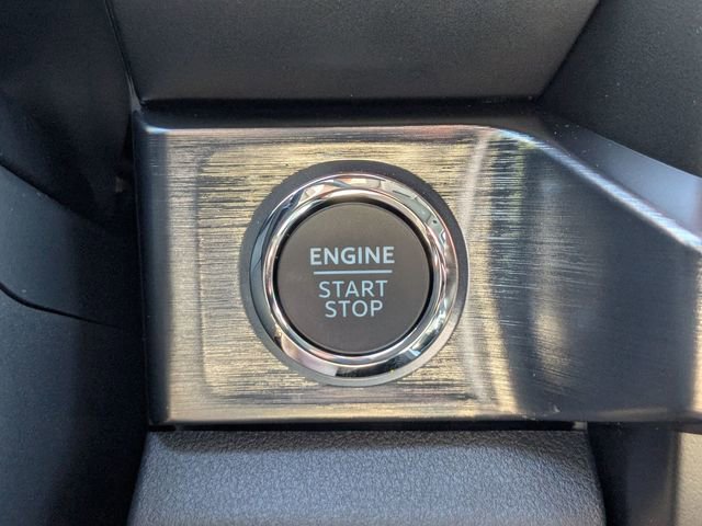 New 2025 Ford F350 Lariat w/ Lariat Ultimate Package image 17