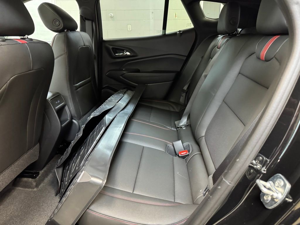 New 2026 Chevrolet Trax RS w/ Sunroof Package image 16