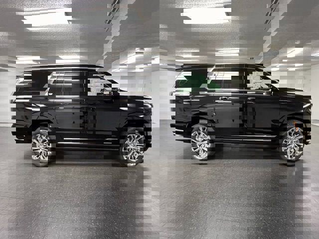 New 2026 Cadillac Escalade ESV Luxury image 6