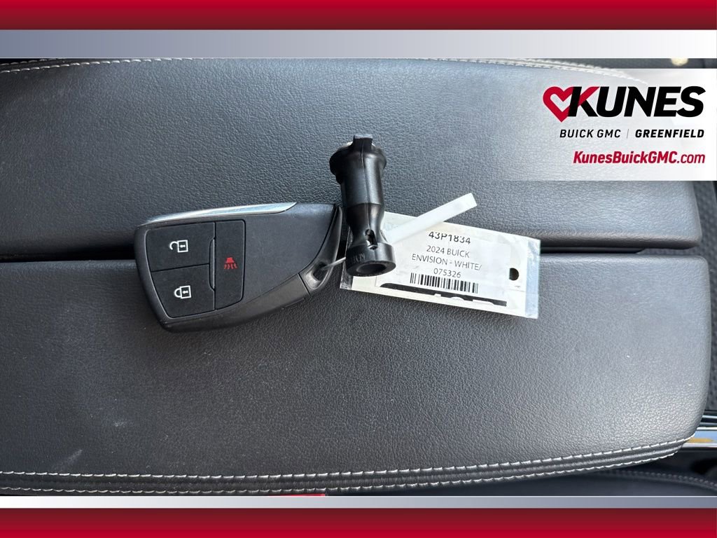 Used 2024 Buick Envision Preferred AWD/4WD image 39