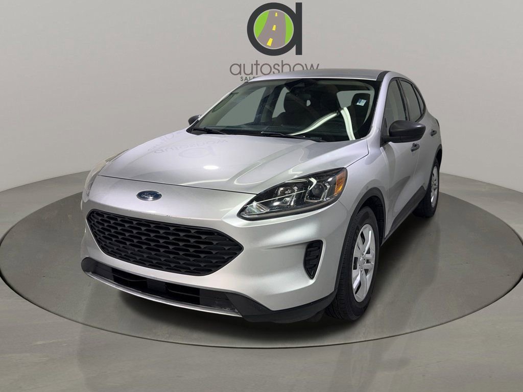 Used 2020 Ford Escape S image 3