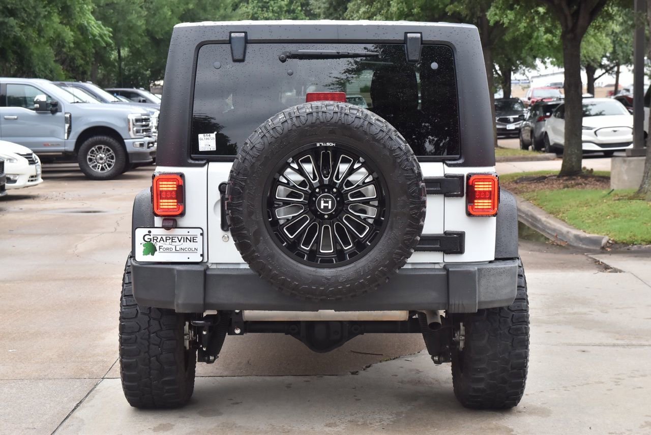 Used 2016 Jeep Wrangler Unlimited Sport w/ Quick Order Package 24S AWD/4WD image 9