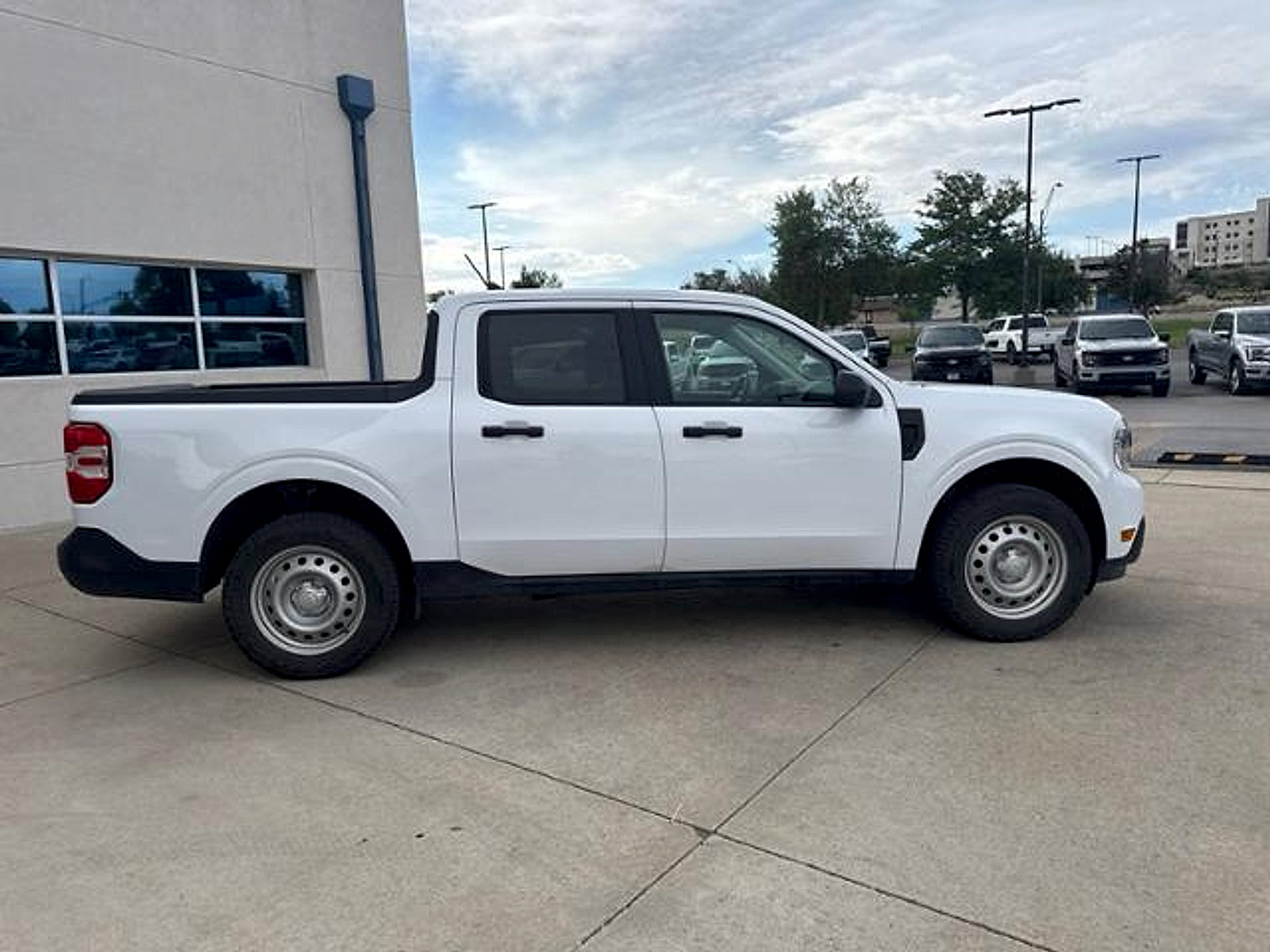 Used 2023 Ford Maverick XL w/ Equipment Group 100A Standard AWD/4WD image 4