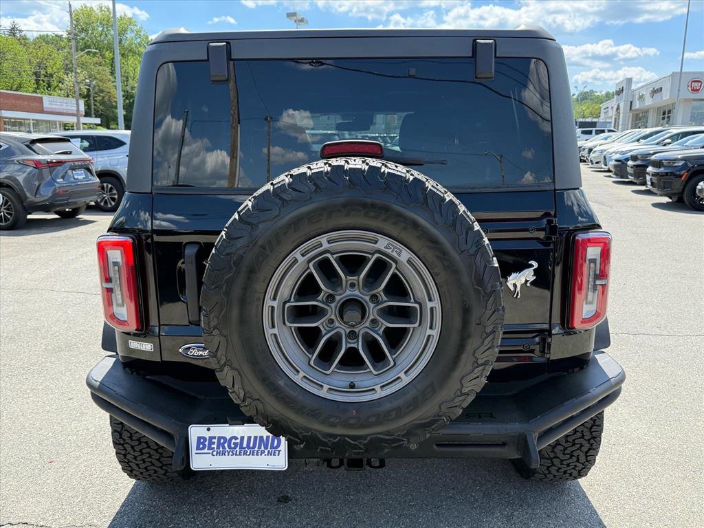 Used 2022 Ford Bronco Badlands AWD/4WD image 5
