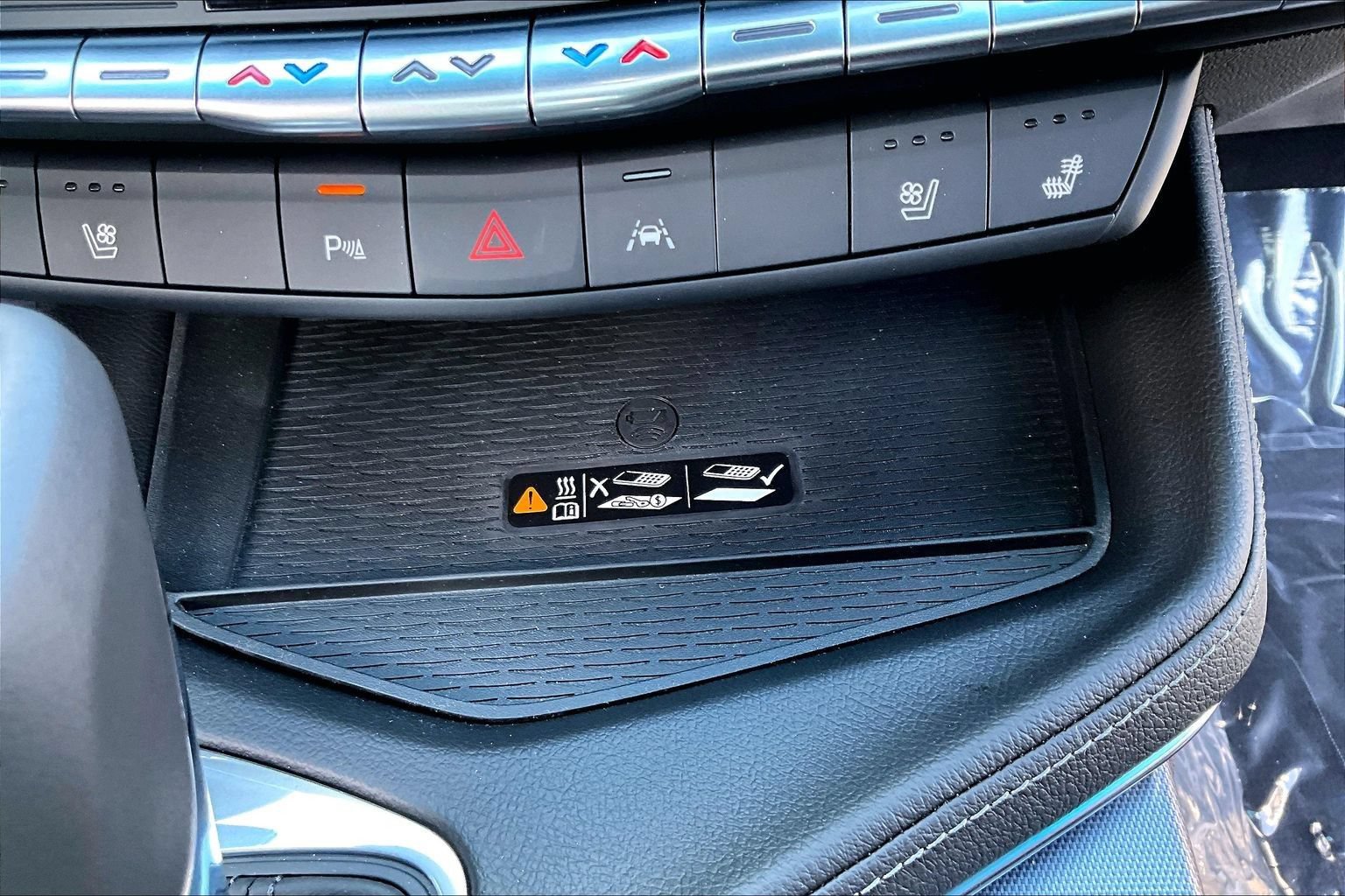New 2026 Cadillac CT4 Premium Luxury w/ LPO, ONYX Package RWD image 19