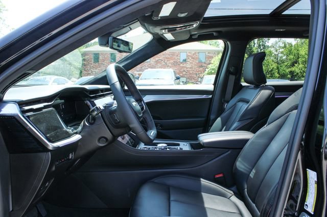 Used 2024 Jeep Wagoneer Launch Edition AWD/4WD image 13