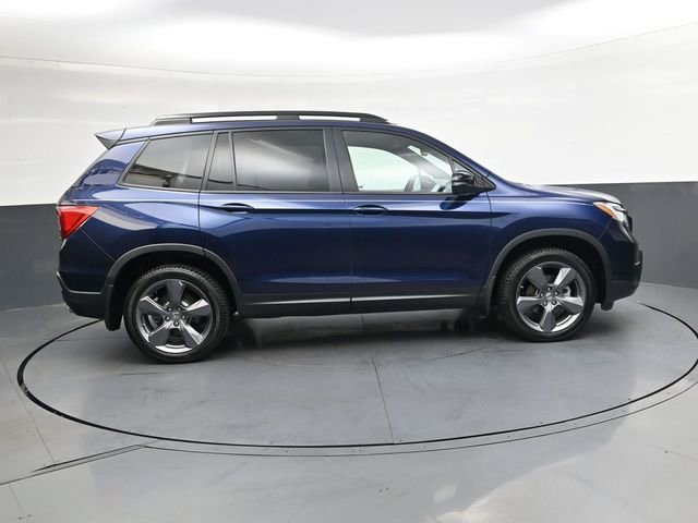 Used 2019 Honda Passport Touring video 3