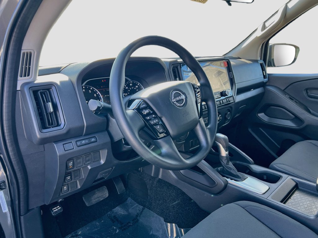 New 2027 Nissan Frontier S w/ Tow Package RWD image 9