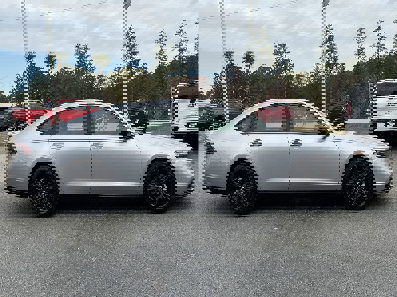 Used 2023 Honda Accord Sport image 11