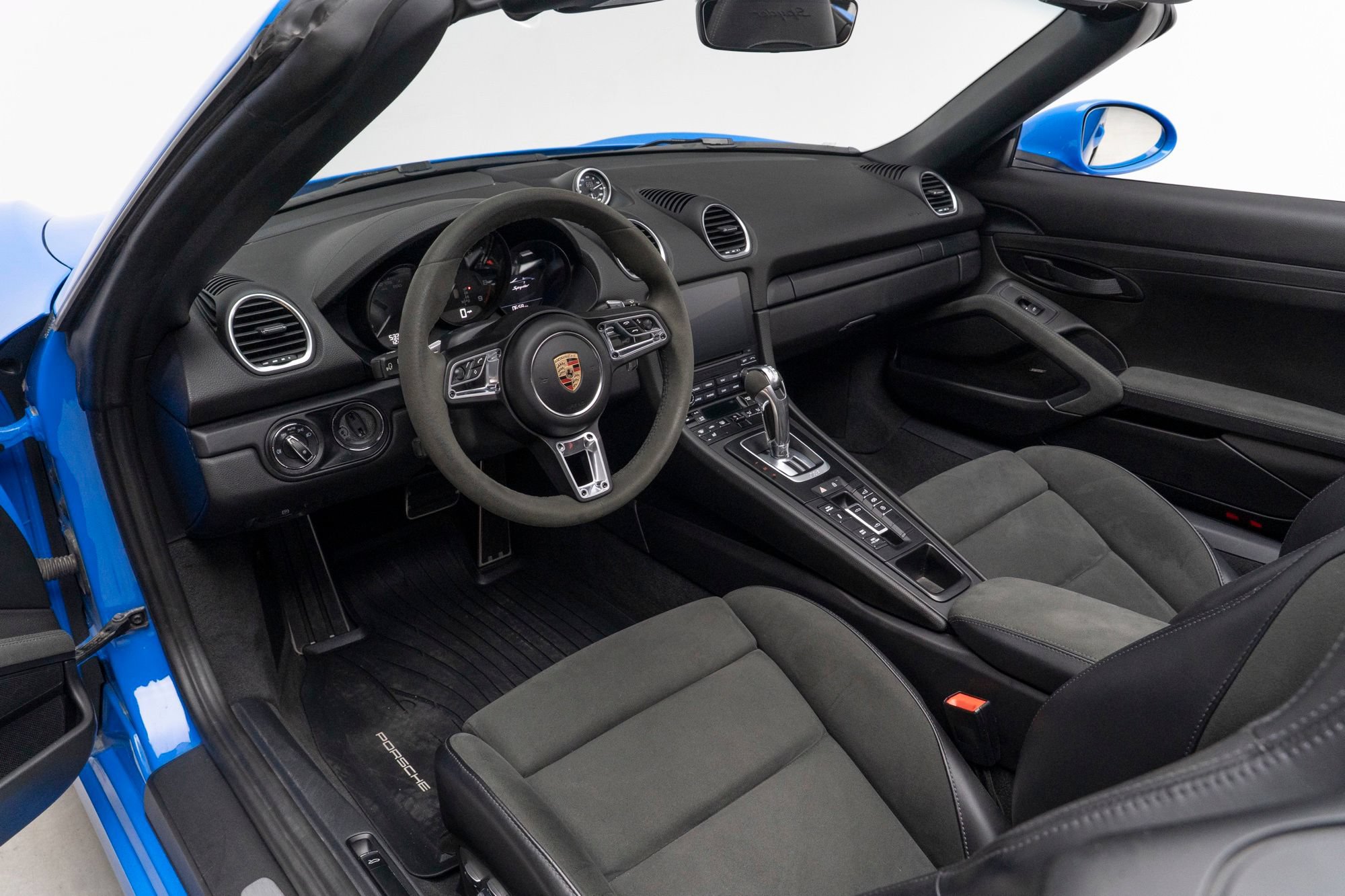 Used 2023 Porsche 718 Boxster Spyder w/ Light Design Package RWD image 13