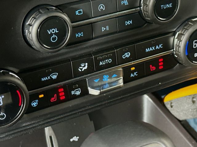 Used 2024 Ford Bronco Badlands image 21