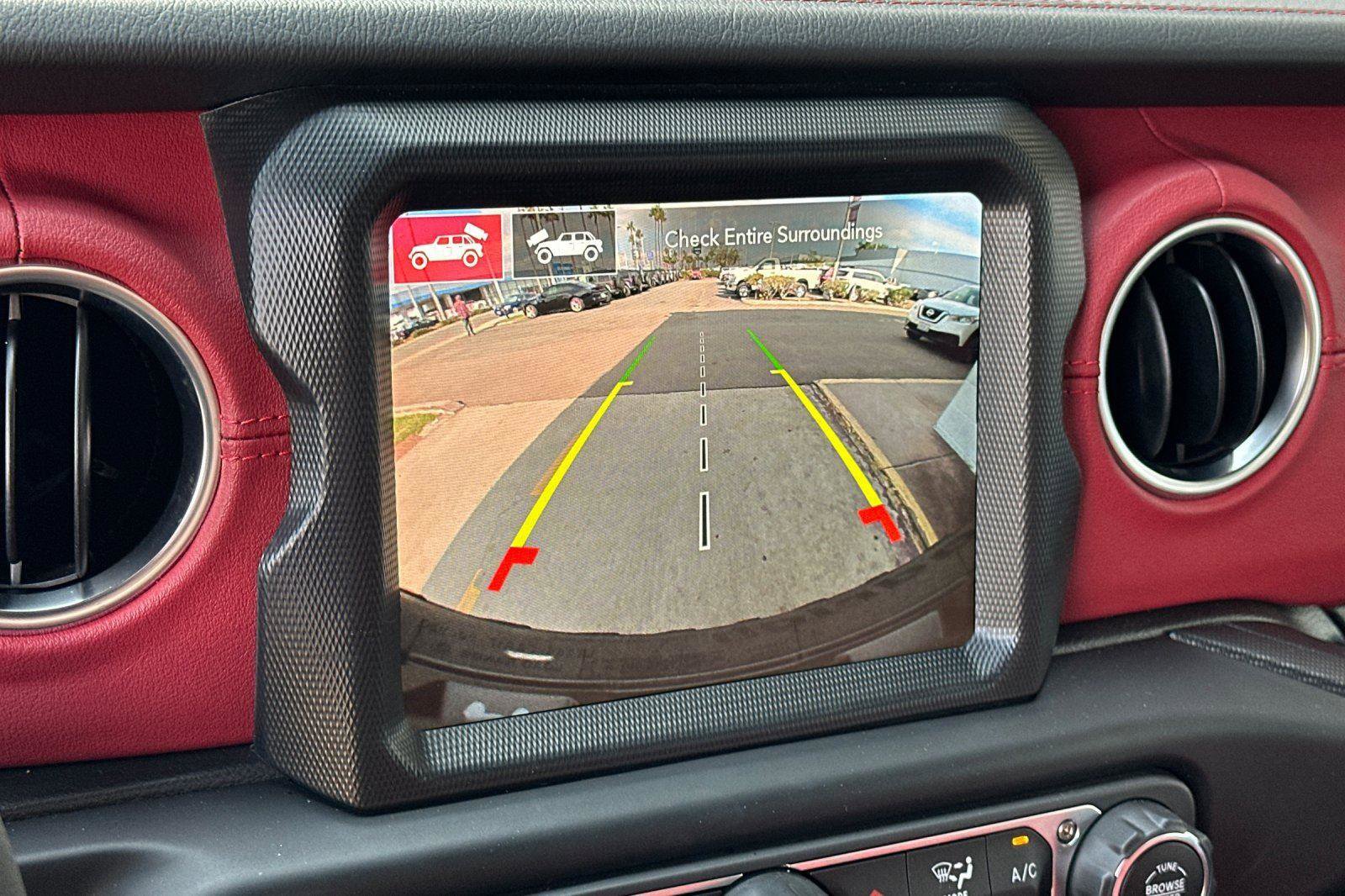 Used 2023 Jeep Wrangler Unlimited Rubicon 4xe image 22