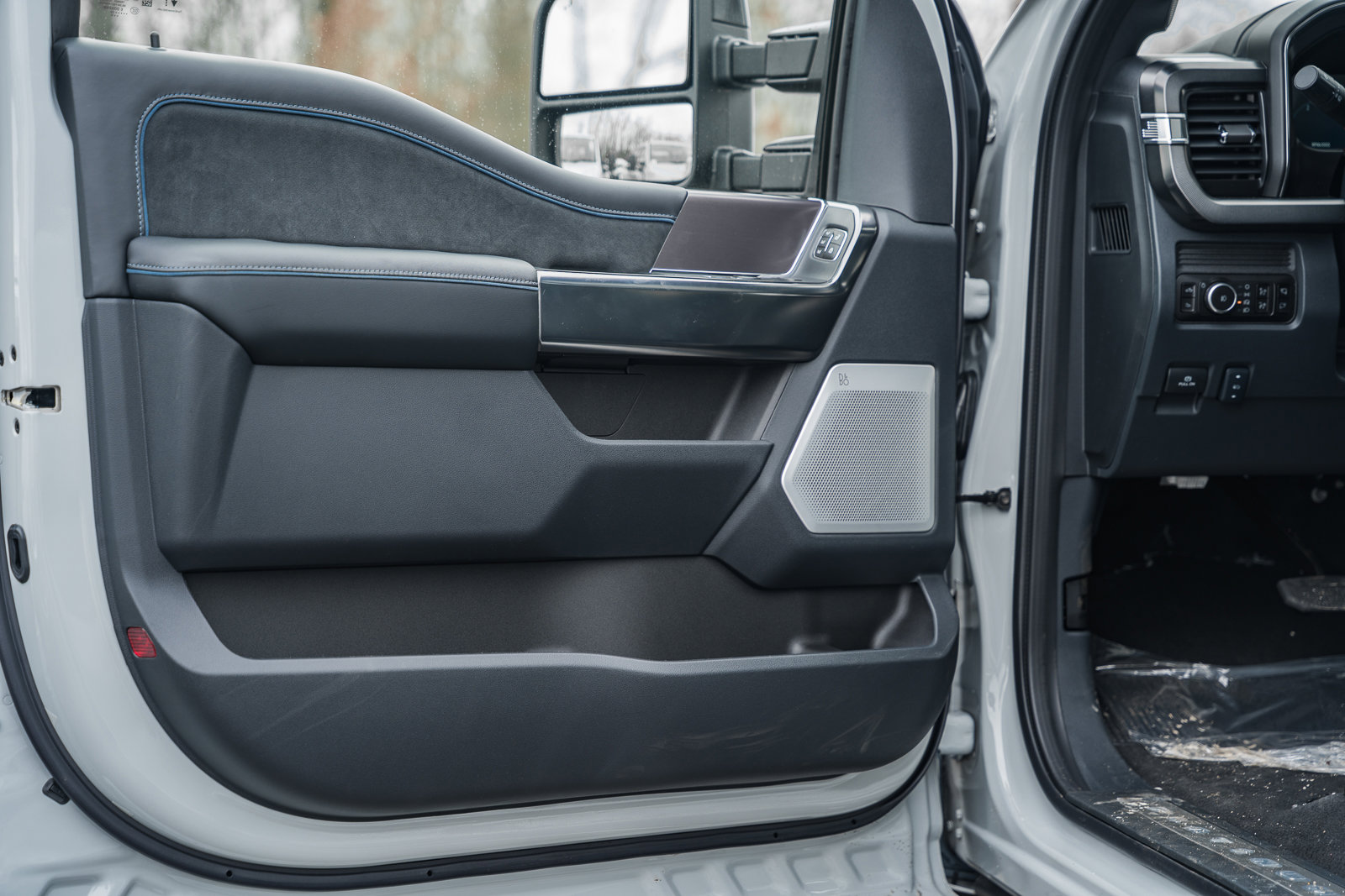 New 2026 Ford F250 Platinum image 48