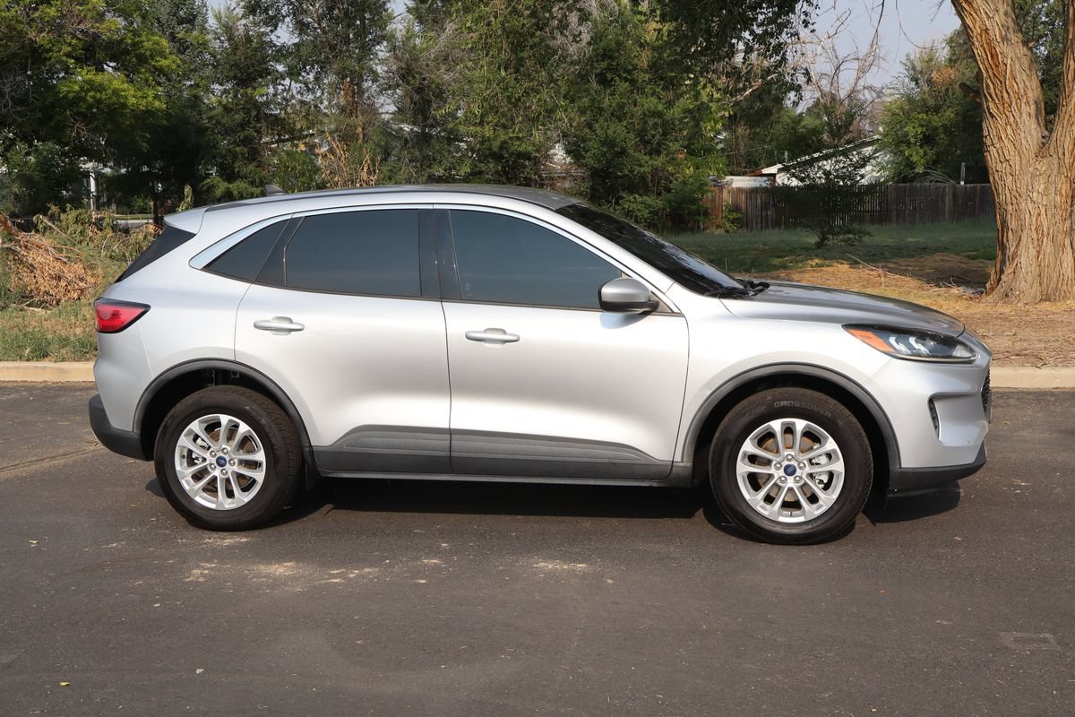 Used 2020 Ford Escape SE AWD/4WD image 3