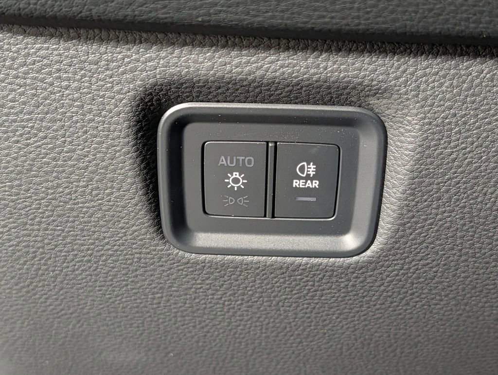 New 2026 Porsche Cayenne S image 35