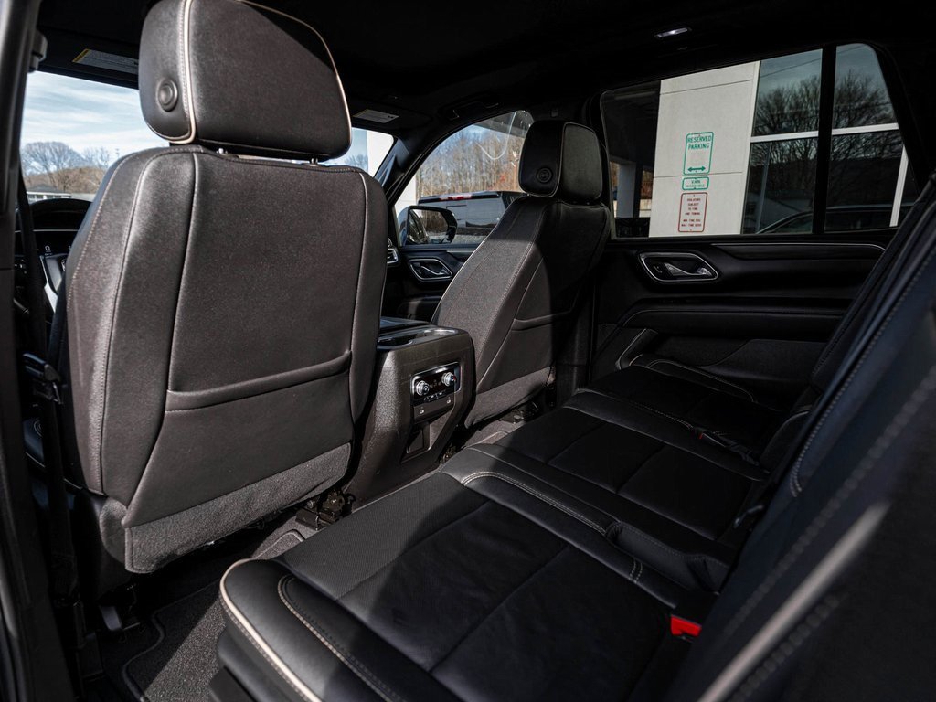 Used 2023 GMC Yukon SLT image 26