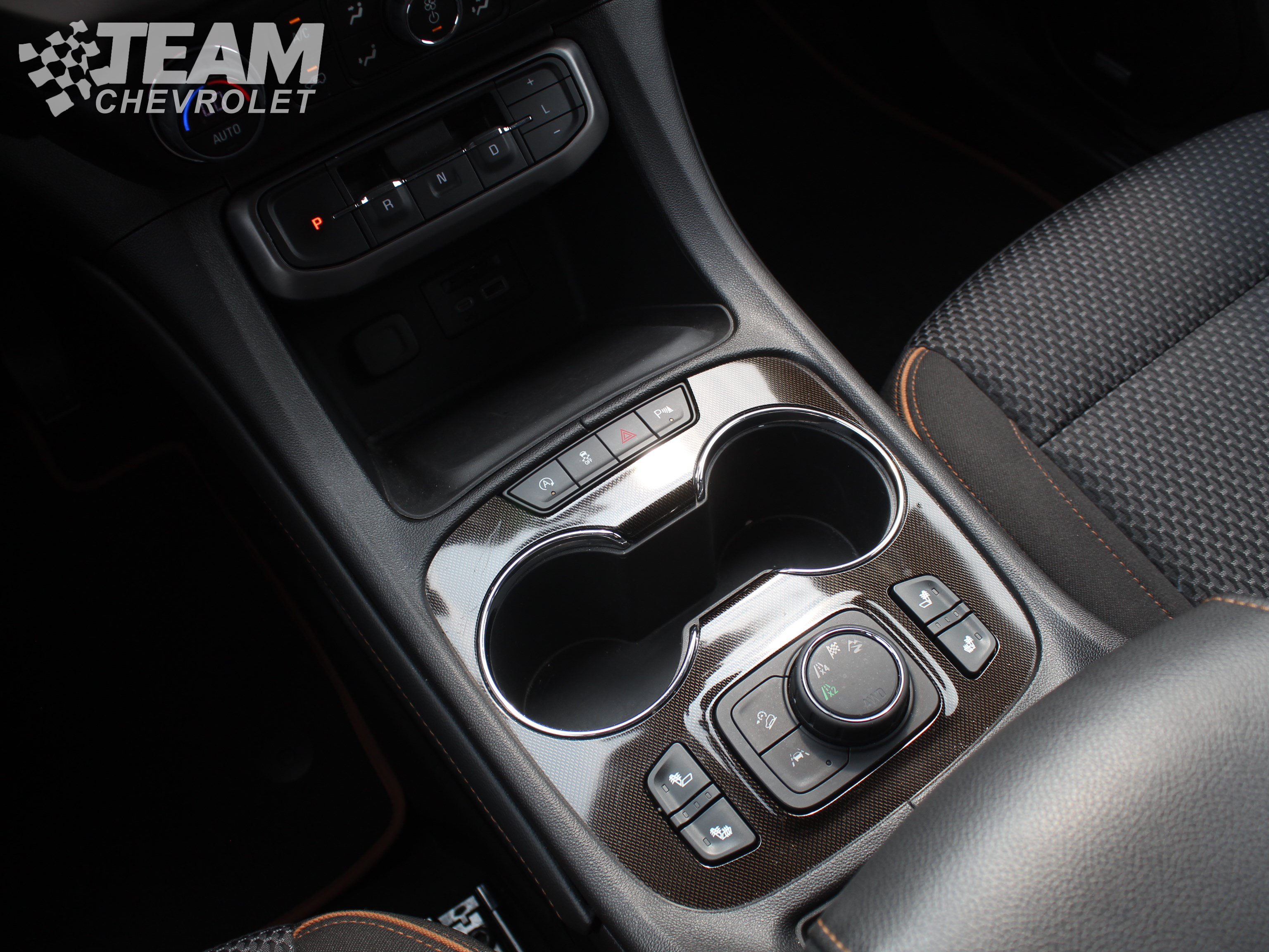 Used 2023 GMC Acadia AT4 AWD/4WD image 17