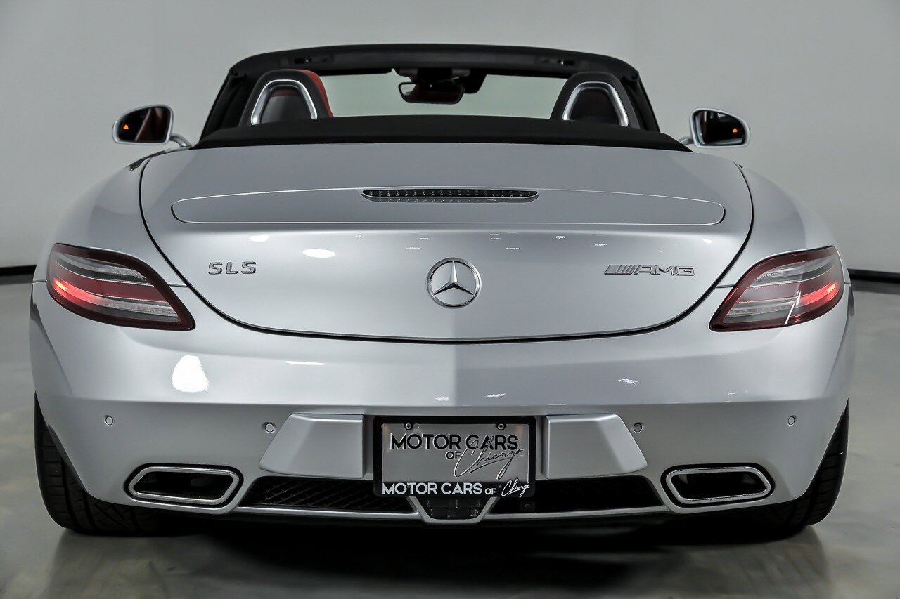Used 2012 Mercedes-Benz SLS AMG Roadster image 11