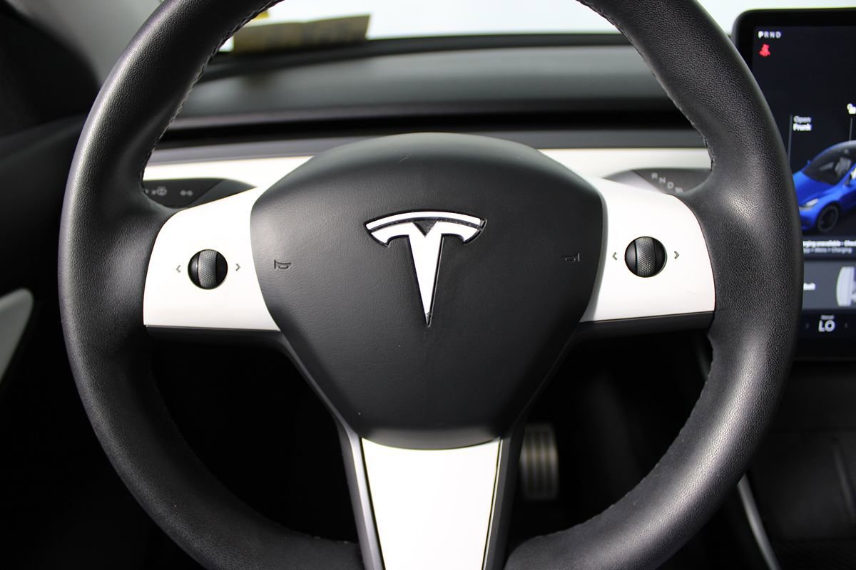 Used 2021 Tesla Model Y Performance AWD/4WD image 16