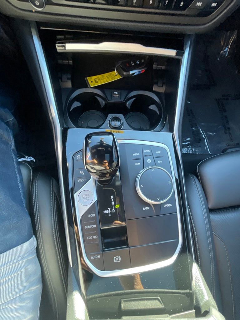 Used 2022 BMW 230i Coupe w/ M Sport Package RWD image 15
