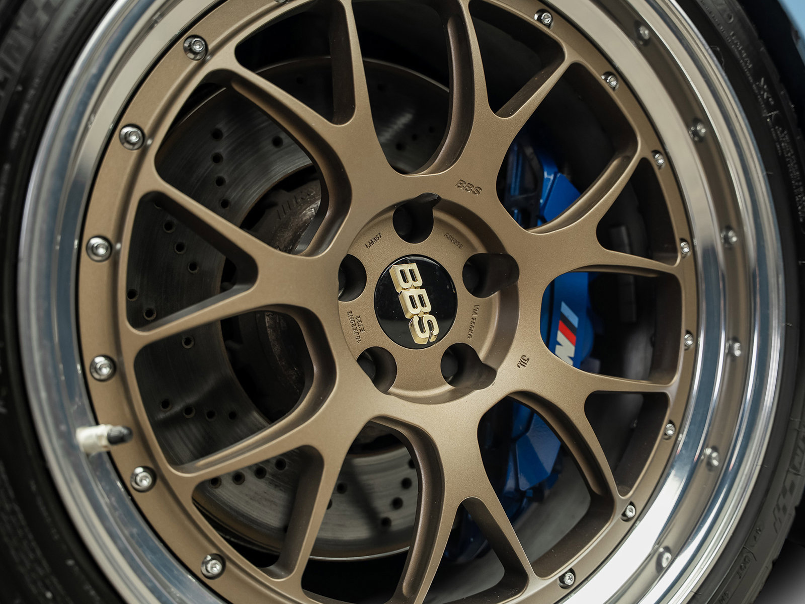 Used 2024 BMW M2 w/ Lighting Package RWD image 26