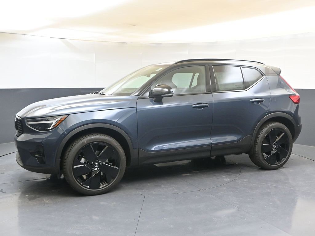 New 2026 Volvo XC40 B5 Ultra w/ Climate Package image 2