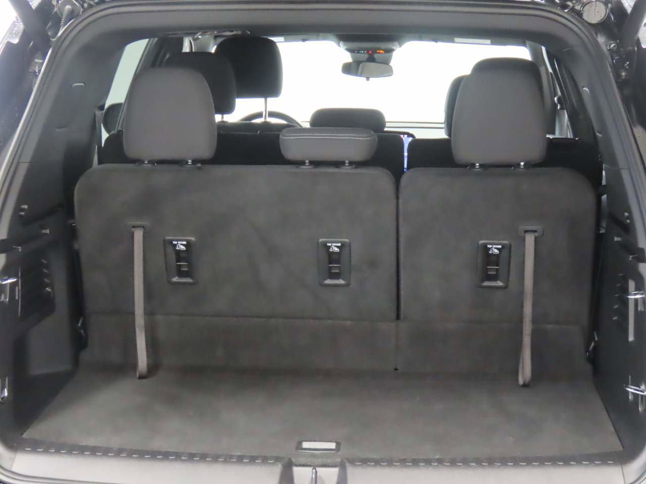 Used 2025 Chevrolet Traverse LT image 15