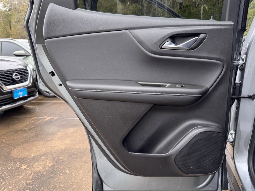 Used 2025 Chevrolet Blazer LT image 23