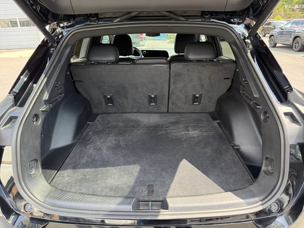 Used 2024 Chevrolet Equinox EV RS FWD image 25