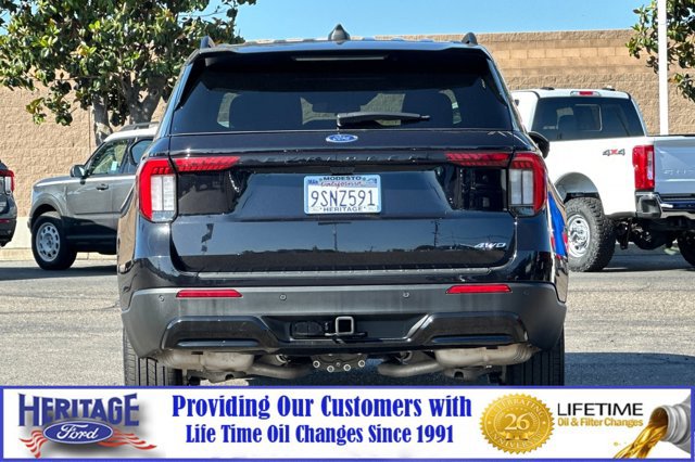 Used 2025 Ford Explorer ST-Line AWD/4WD image 5