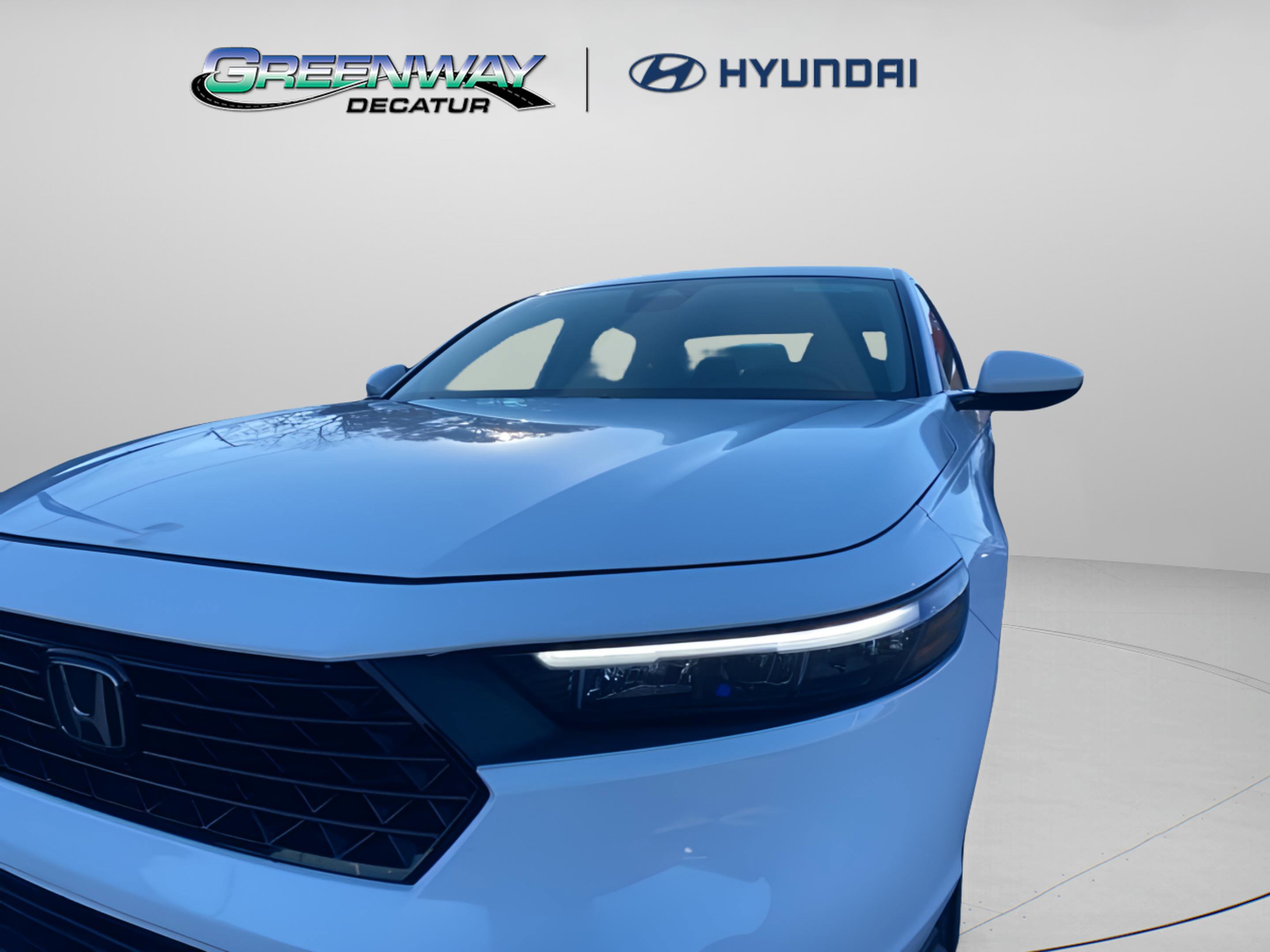 Used 2024 Honda Accord EX image 4