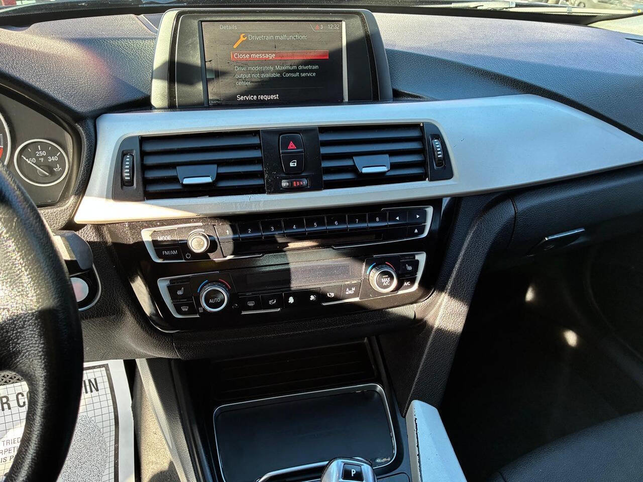 Used 2018 BMW 320i Sedan image 3