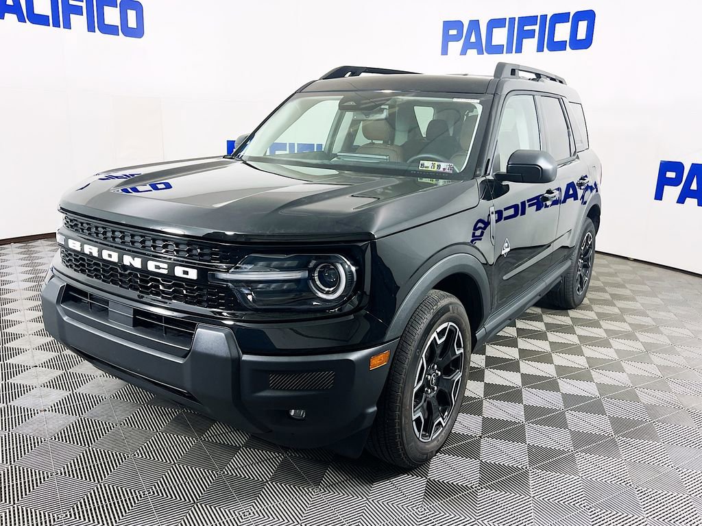 Used 2025 Ford Bronco Sport Outer Banks image 5