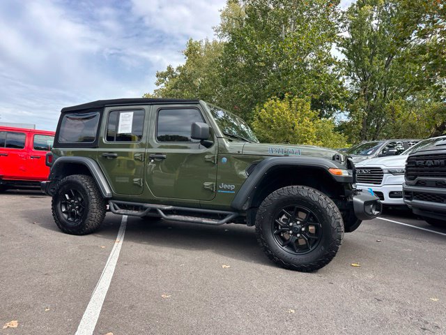 Used 2024 Jeep Wrangler Unlimited AWD/4WD image 16
