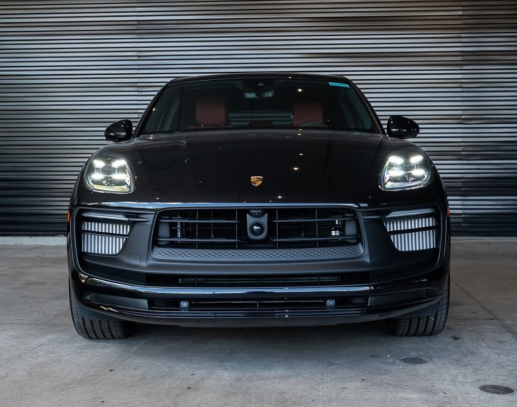 New 2026 Porsche Macan GTS AWD/4WD image 10