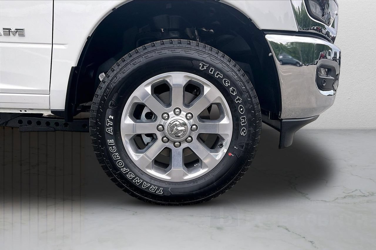 New 2026 RAM 2500 Big Horn AWD/4WD image 32