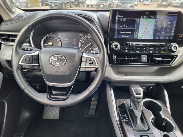 Used 2022 Toyota Highlander Limited image 26
