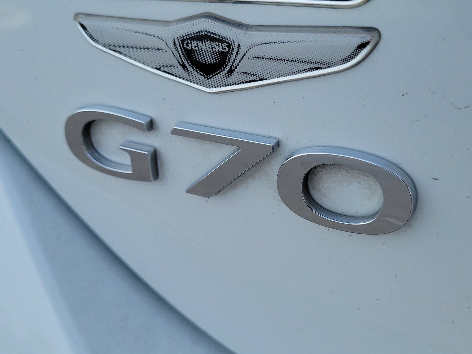 Used 2022 Genesis G70 2.0T w/ Prestige Package RWD image 6