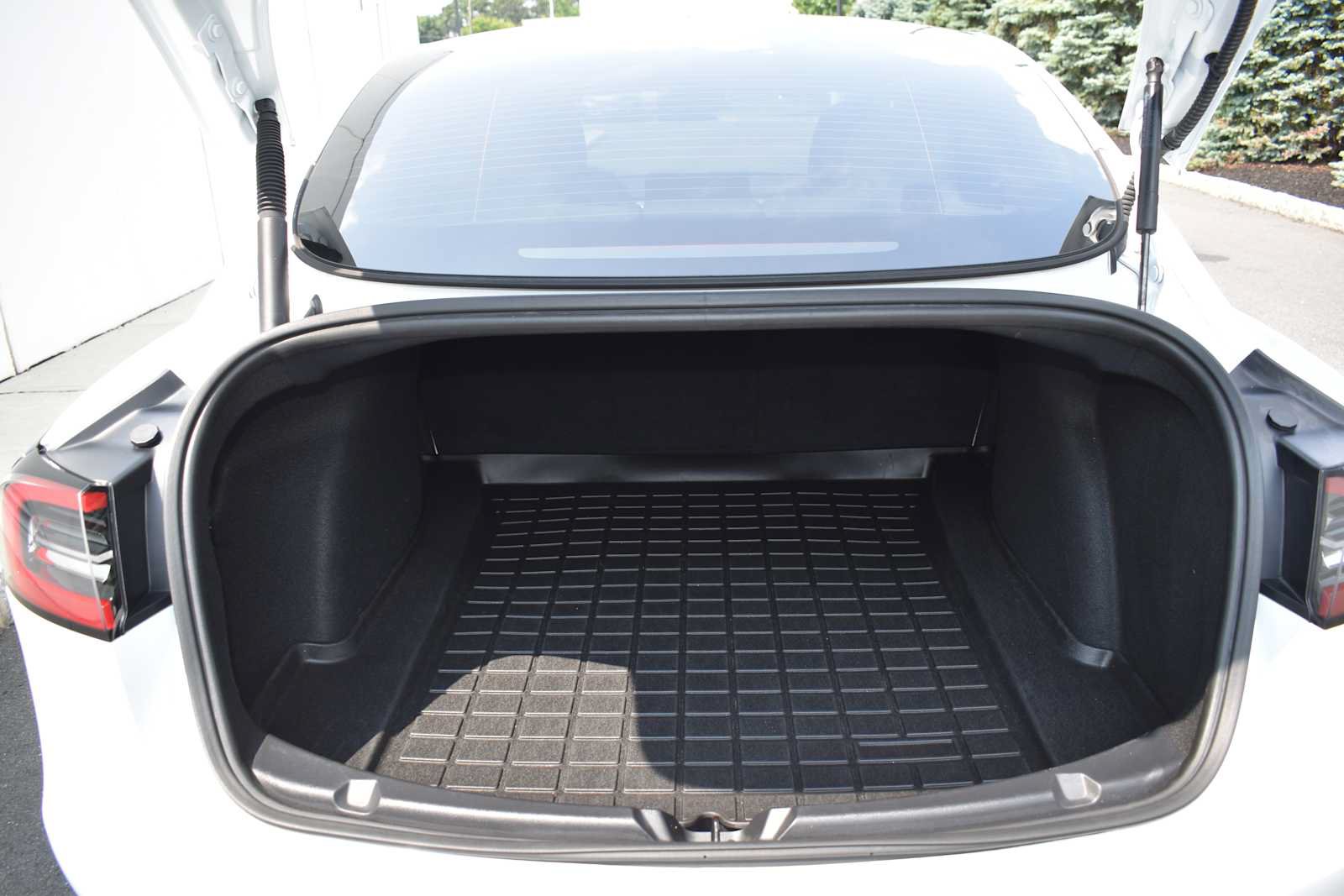 Used 2023 Tesla Model 3 Performance AWD/4WD image 8