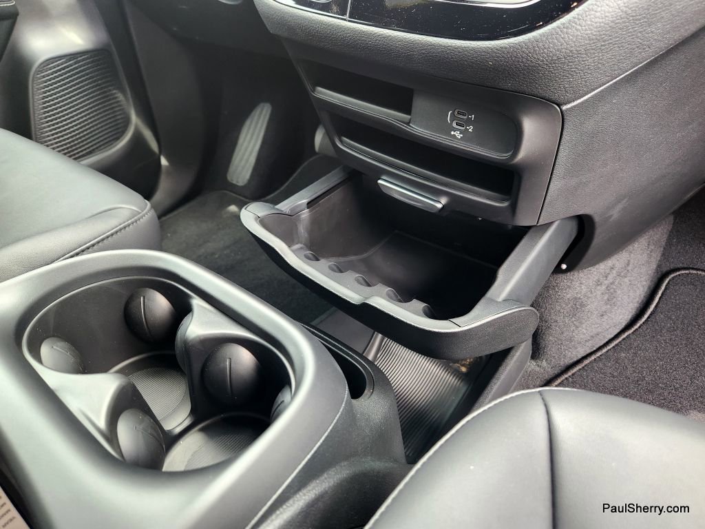 New 2026 Chrysler Pacifica Select image 33