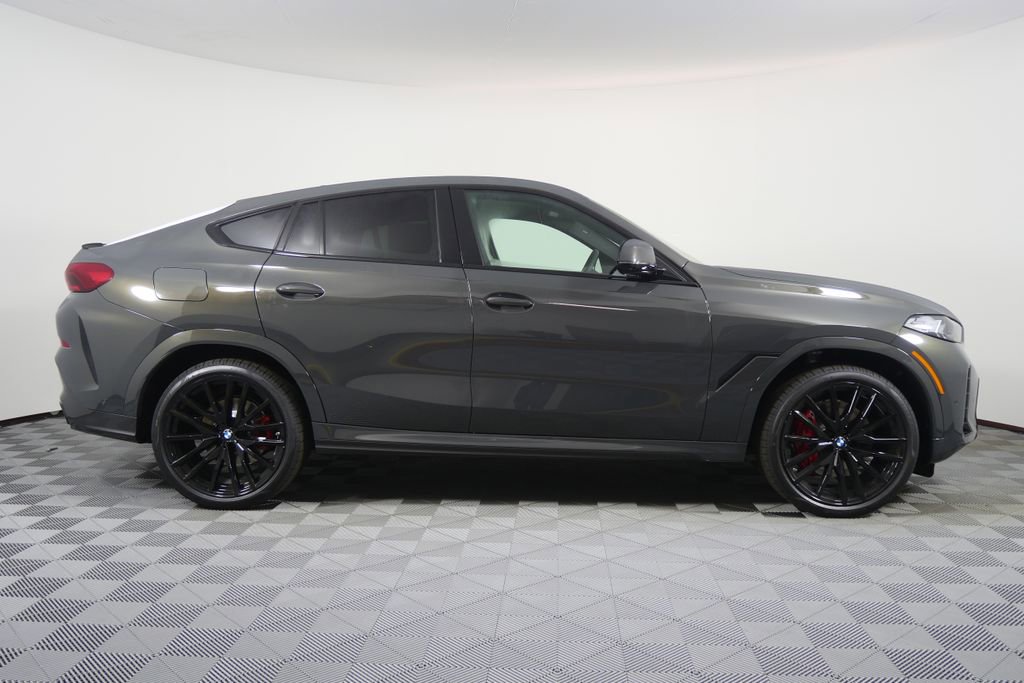 New 2026 BMW X6 xDrive40i image 2