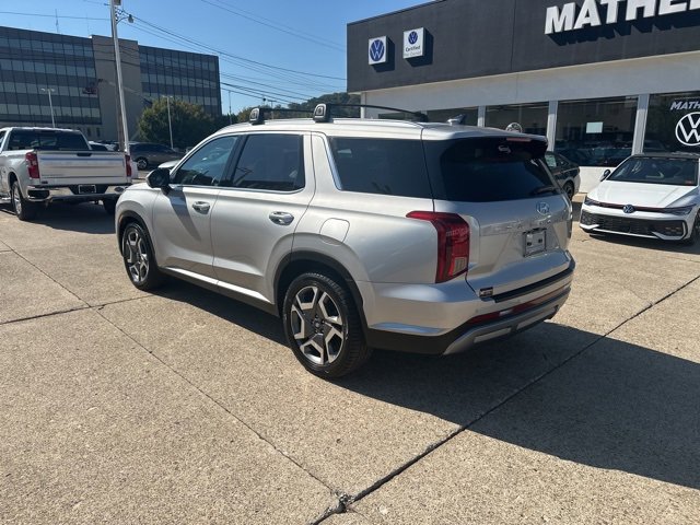 Used 2023 Hyundai Palisade SEL w/ Cargo Package image 3
