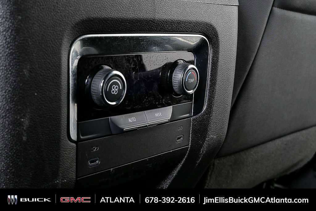 Used 2025 Chevrolet Tahoe LT AWD/4WD image 19