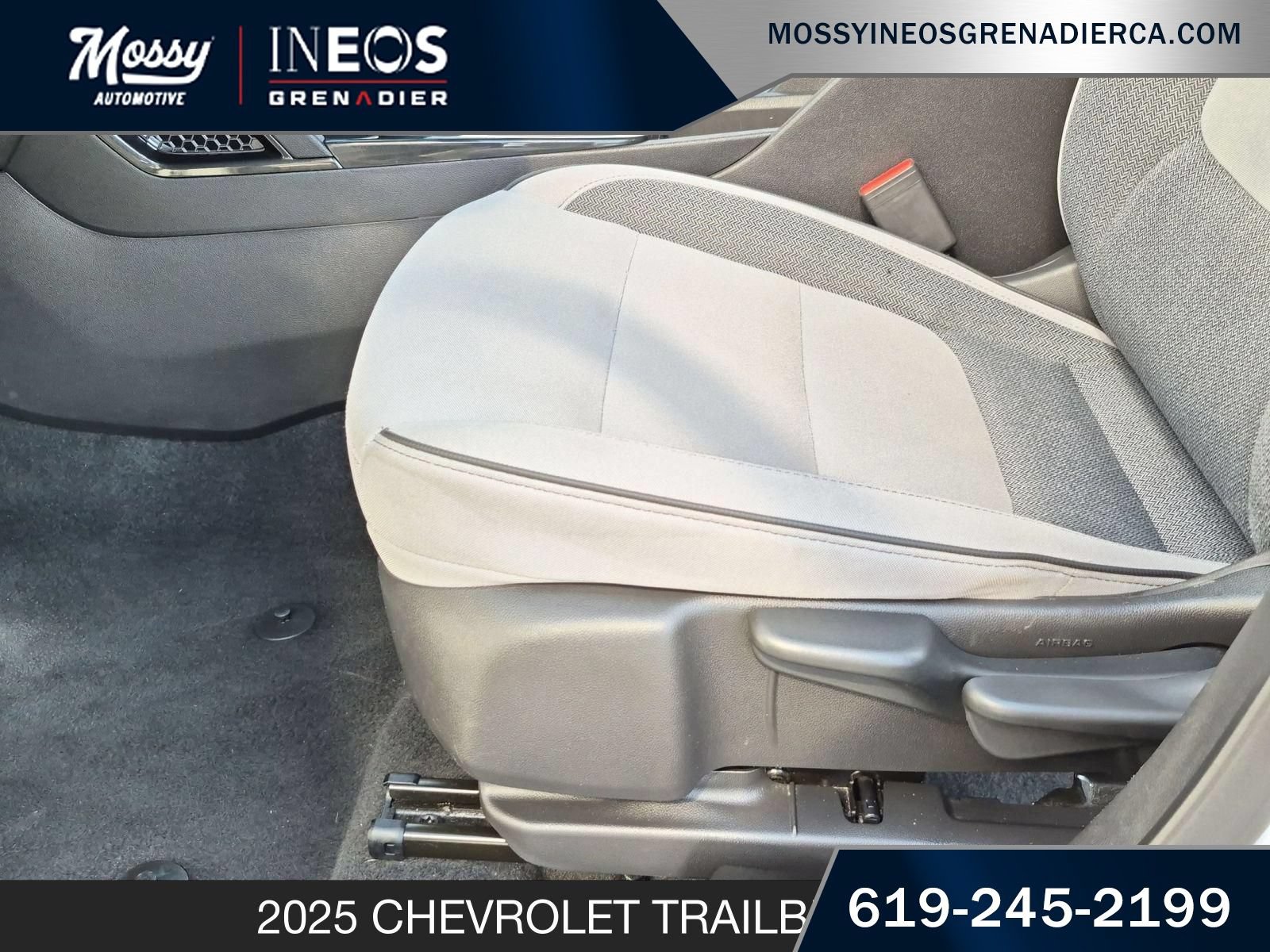Used 2025 Chevrolet TrailBlazer LT FWD image 14