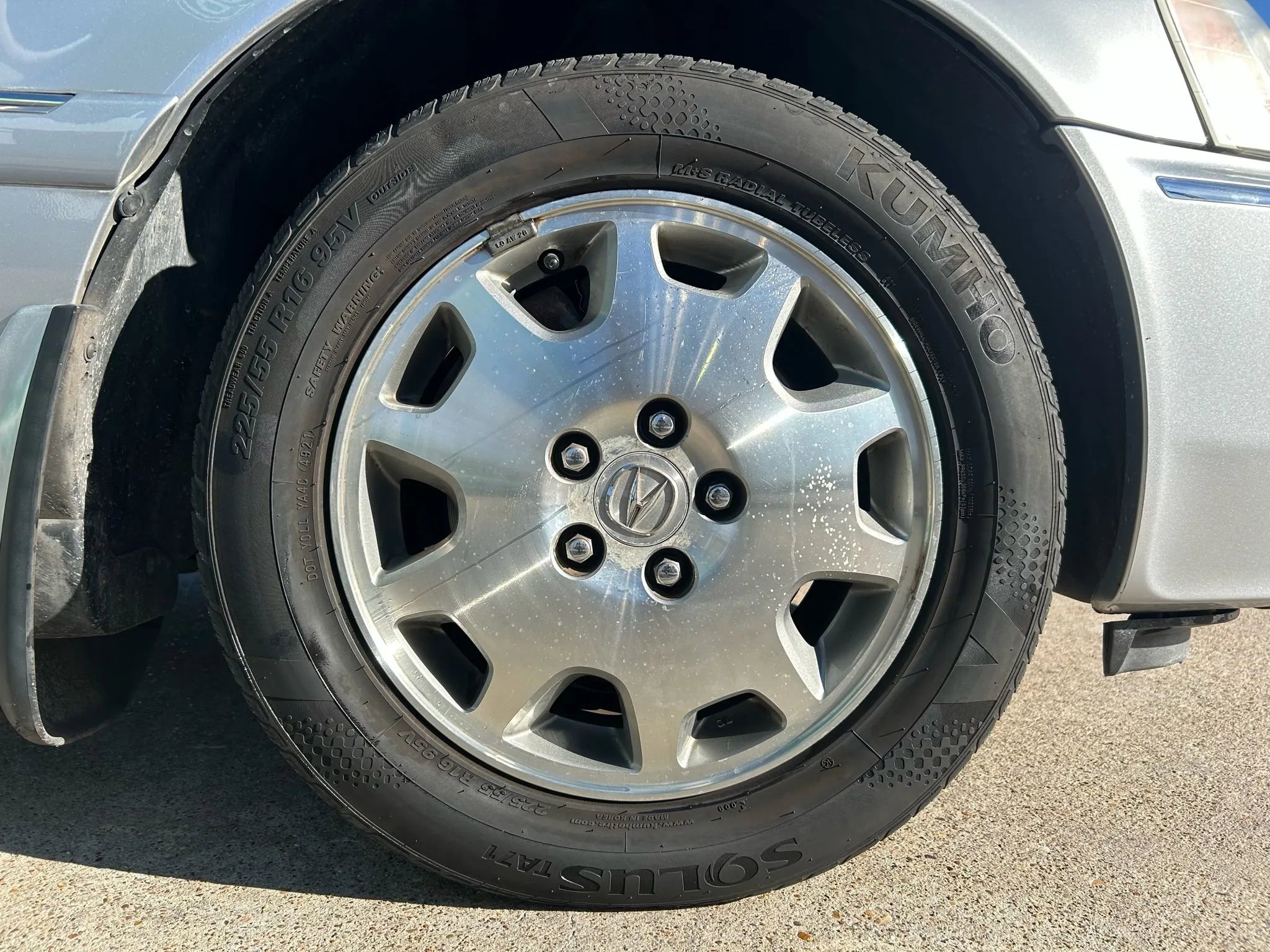 Used 2004 Acura RL image 27