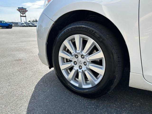 Used 2017 Toyota Sienna XLE w/ XLE Navigation Package AWD/4WD image 24
