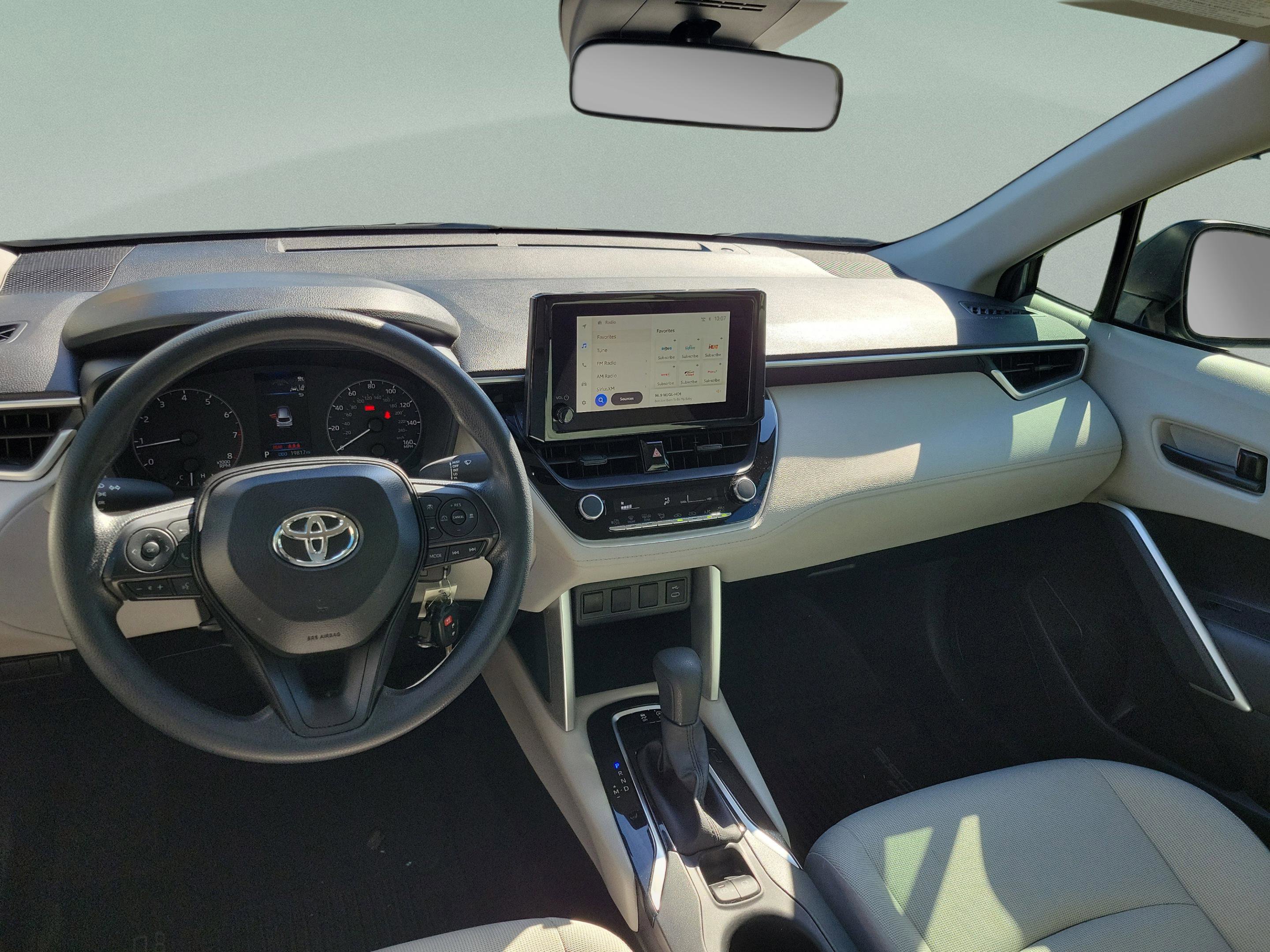 Certified 2024 Toyota Corolla Cross L FWD image 20