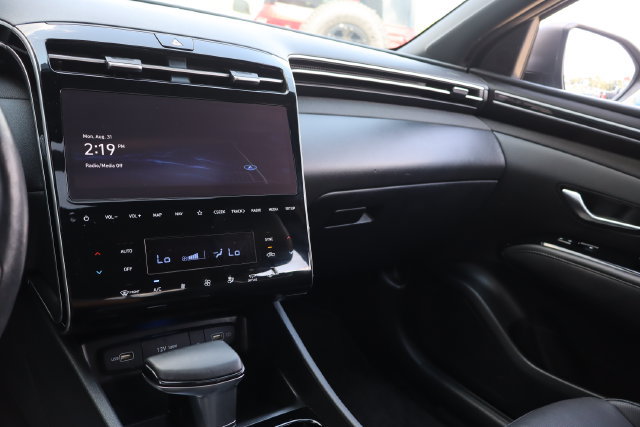 Used 2022 Hyundai Santa Cruz Limited w/ Cargo Package AWD/4WD image 22