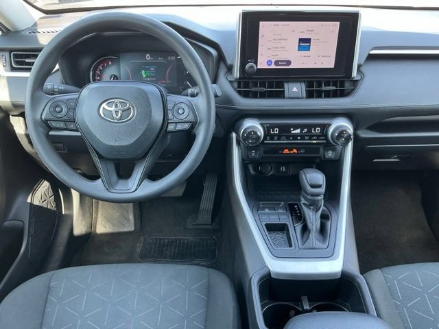 Used 2024 Toyota RAV4 XLE FWD image 15