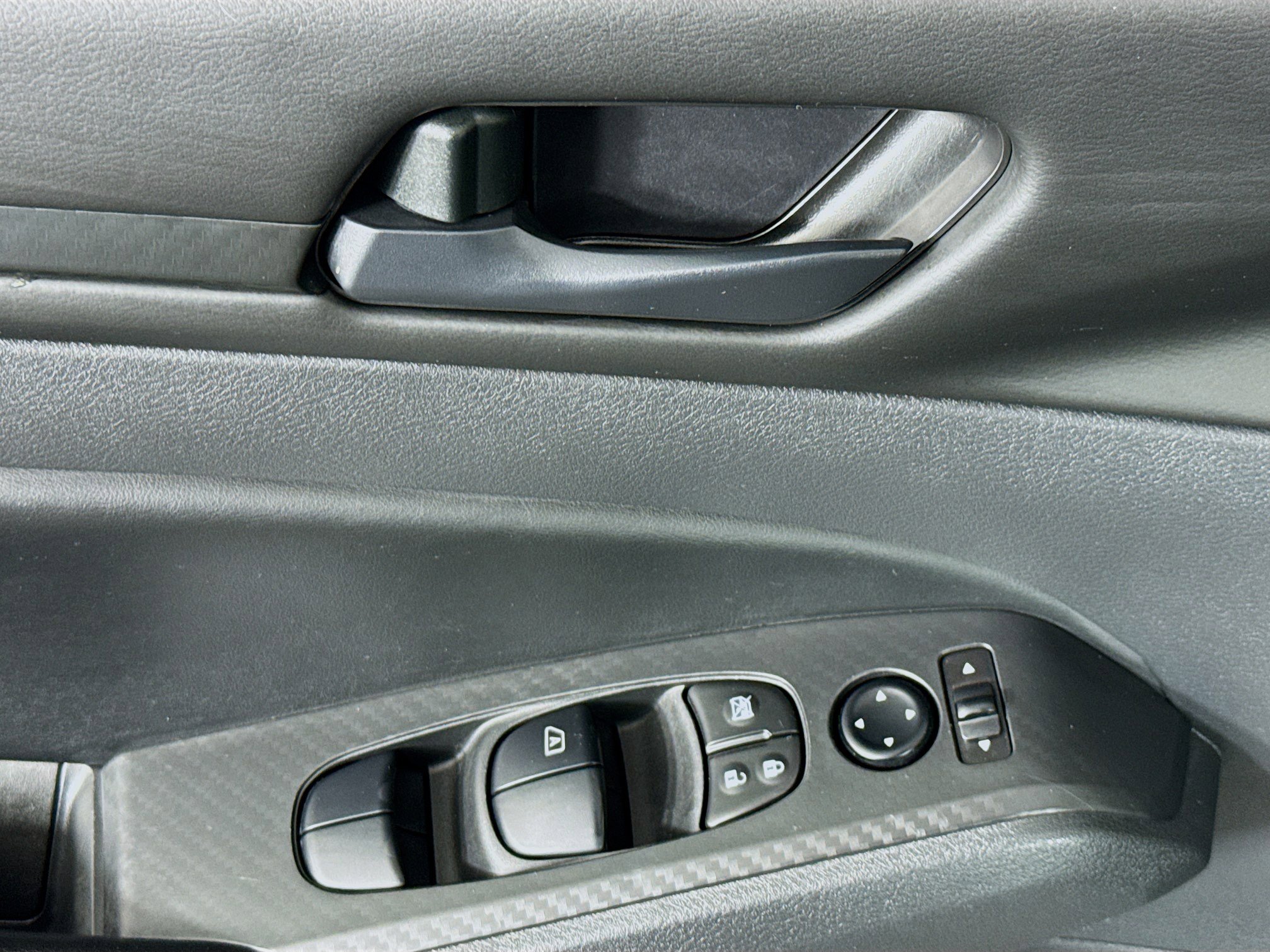 Used 2024 Nissan Altima 2.5 S image 40